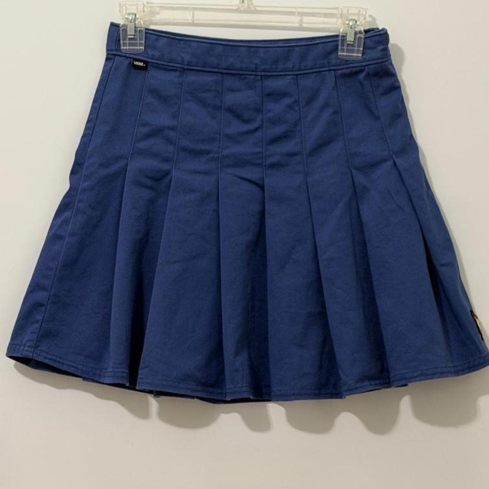 Vans blue pleated mini skirt, side seam zipper Women's size 26
